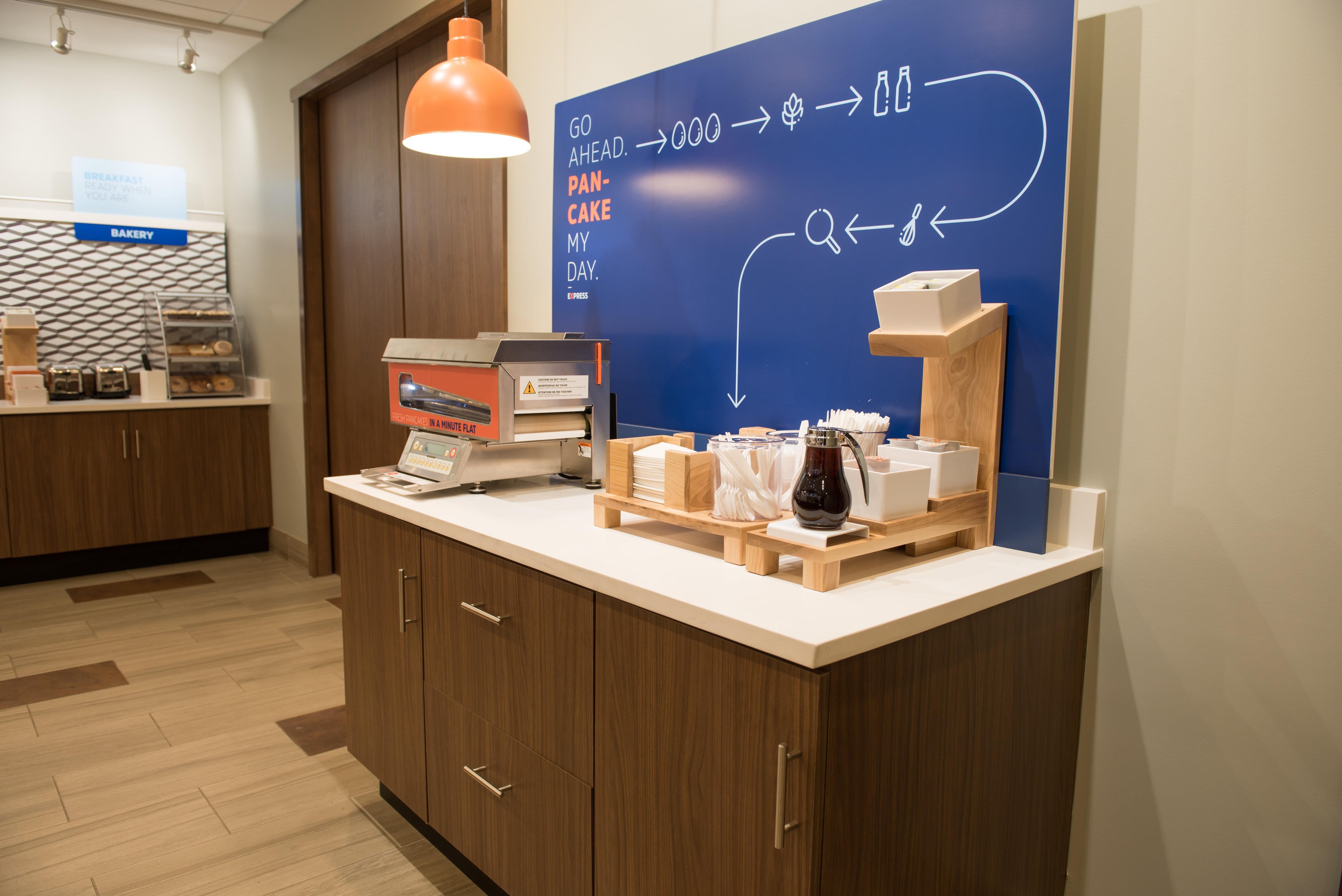 Holiday Inn Express & Suites - Fort Wayne North By Ihg Sunnybrook Acres Zewnętrze zdjęcie